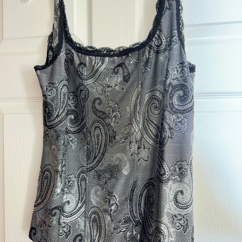 Women's Paisley Lace Trim Top